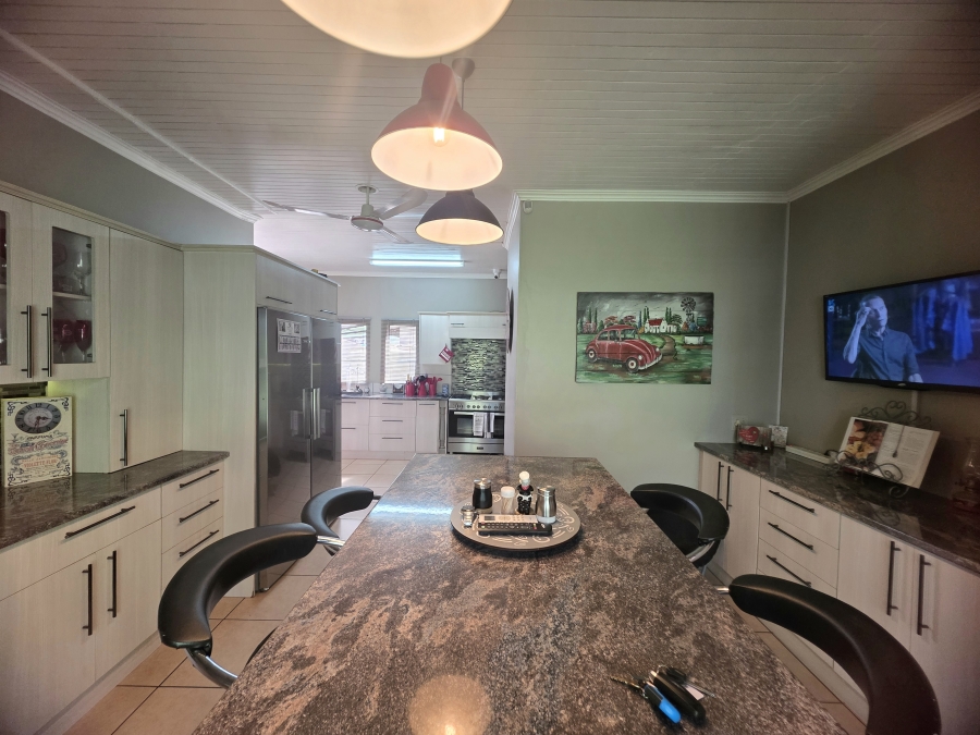 3 Bedroom Property for Sale in Riebeeckstad Free State